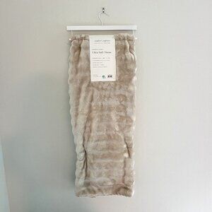 NWT Comfort Embrace Ultra Soft Throw Blanket Oversized 60"x70" Tan OEKO-TEX